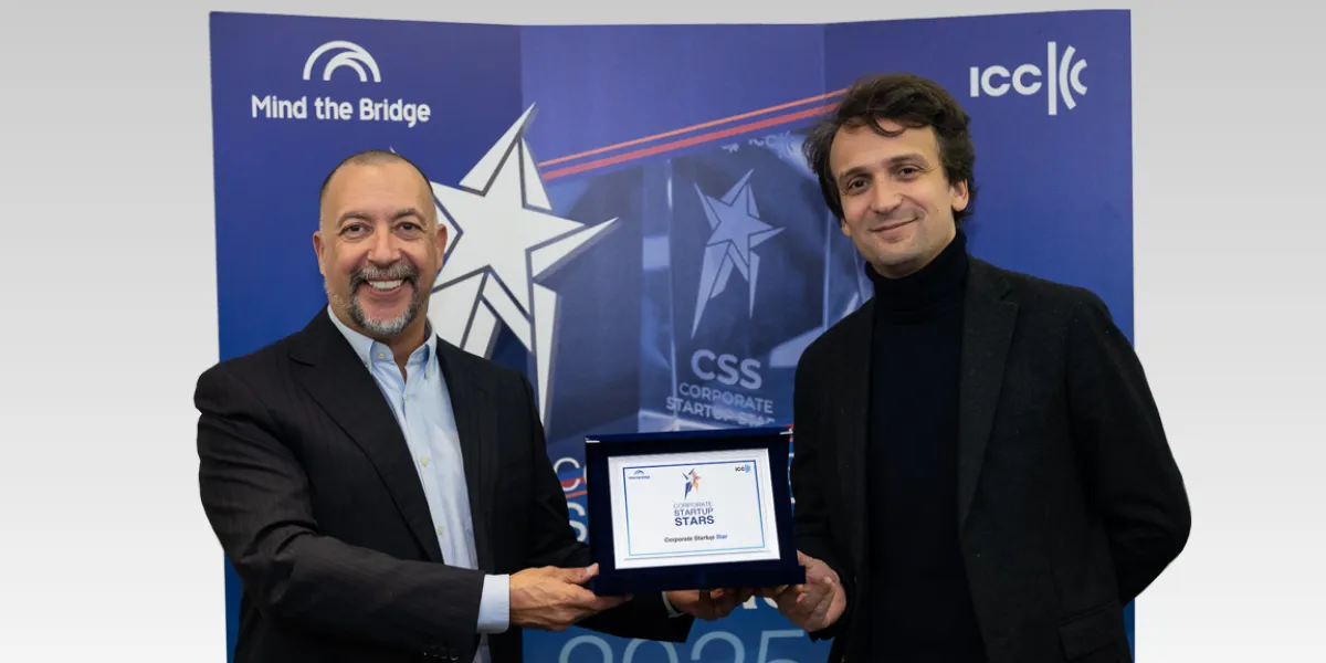 Immagine mostra la premiazione di Google ai ai Corporate Startup Stars Awards 2025 presso la sede di ICC Parigi